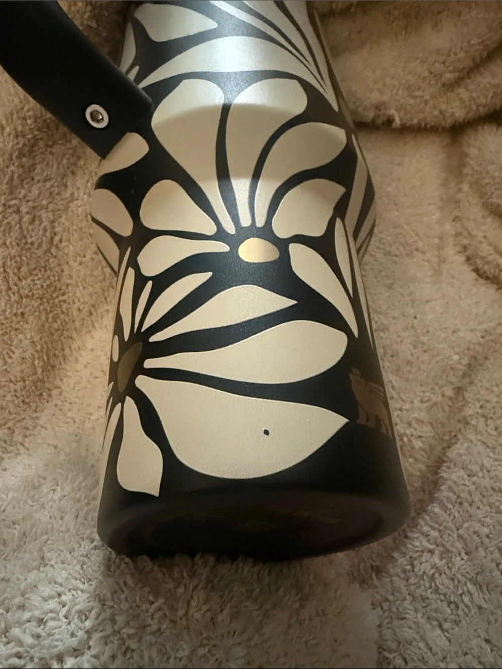 Stanley Black & Cream Floral Travel Mug with Gold Accent - Picture 8 of 8